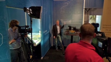 562025_398942316836519_1115699677_n